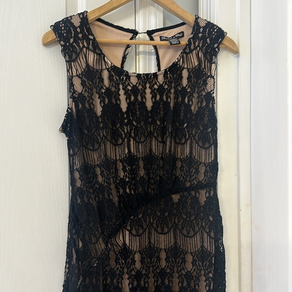 Rachel & Chloé Black Lace Nude Illusion Maxi Dress – Size M - Picture 4 of 10